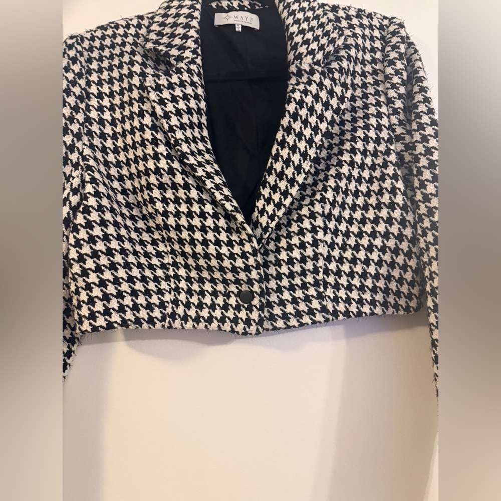 WAYF Cropped Houndstooth Blazer SIZE: SMALL - Picture 3 of 10